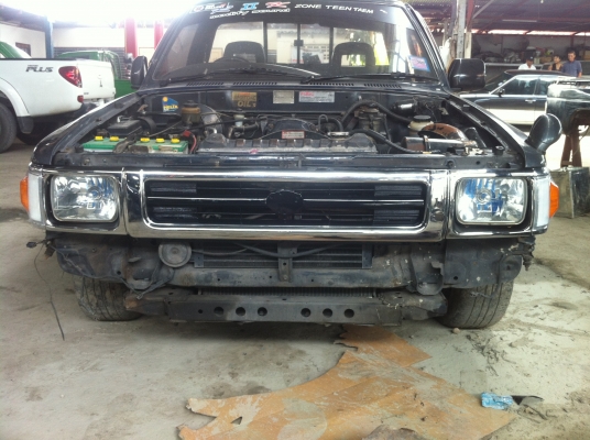 ขายกระจังหน้า ln-106 รูปตัว U ของใหม่งานไต้หวัน  1900 บาท