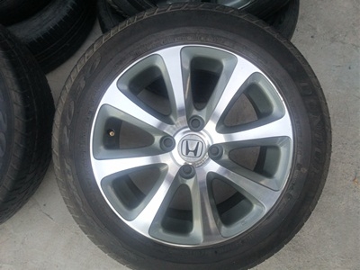 ขายล้อแม็กHONDA CITYขอบ15 4รู100 พร้อมยาง 4 ล้อ ขายล้อแม็กHONDA CITYขอบ15 4รู100 พร้อมยาง 4 ล้อ