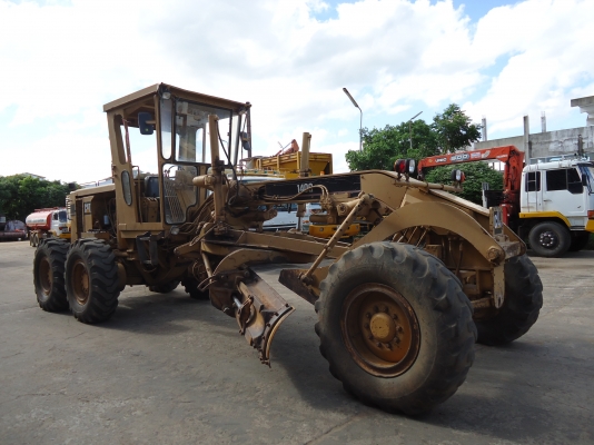 ขายรถเกรด CATERPILLAR 140G S/N 72V02XXX  สภาพพร้อมใช้งาน