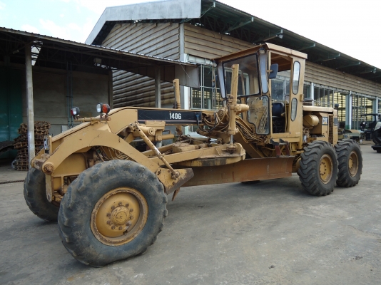 ขายรถเกรด CATERPILLAR 140G S/N 72V02XXX  สภาพพร้อมใช้งาน