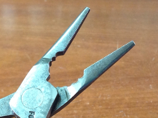 ขายคีมปากจิ้งจกเอนกประสงค์ Vintage Forge H-Steel