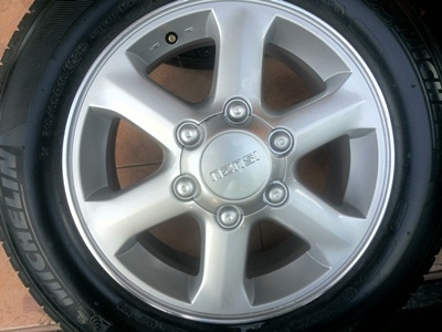 ขายล้อแม็กISUZU GOLD series16 พร้อมยางปี12 4 ล้อ ขายล้อแม็กISUZU GOLD series16 พร้อมยางปี12 4 ล้อ