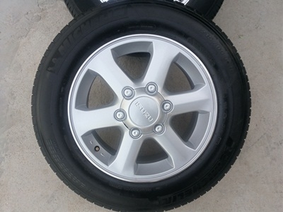 ขายล้อแม็กISUZU GOLD series 16 พร้อมยาง 4 ล้อ ขายล้อแม็กISUZU GOLD series 16 พร้อมยาง 4 ล้อ