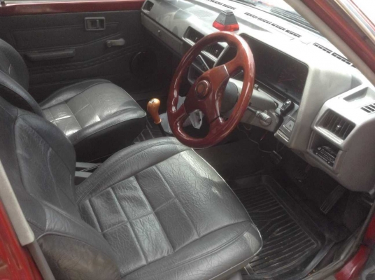 ขาย NISSAN SUNNY FF 1.3 B11 ติดแก็สแล้ว