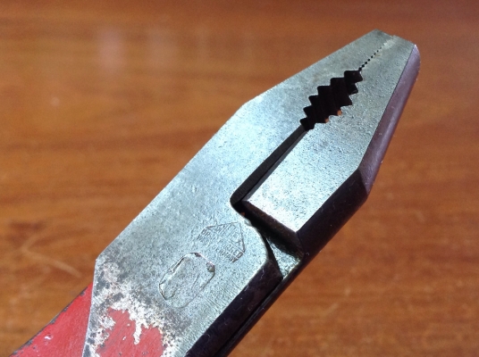 ขายคีมตัดเอนกประสงค์ Vintage Germany คู่คีมปากจิ้งจกเอนกประสงค์ England