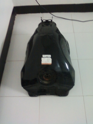 ขายถังน้ำมันบิ๊กไบค์ kawasaki versys 2012-2013 ถอดออกจากป้ายแดง ราคา 3000 บาท