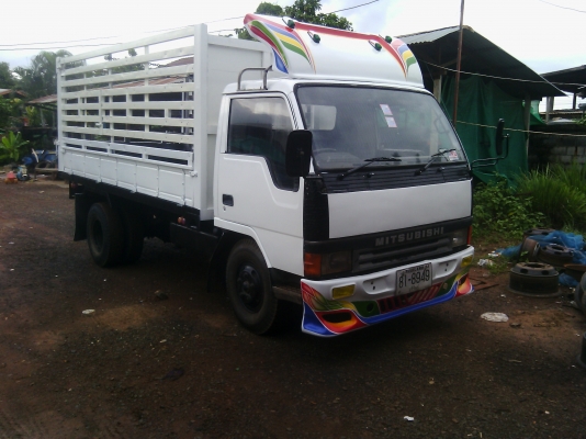 ต้องการขายรถหกล้อดั้มกระเษตรต่อใหม่fหลังcanter115ปี39ทะเบียนขาดสองเดื่อน