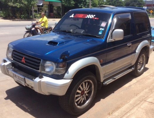 ขายMITSU PAJERO (โฉมโชกุน 3ประตู) ปี95แท้ เครื่อง2500 โบอินเตอร์ รถสวยพร้อมใช้งานครับ ขาย 500,000 บาท