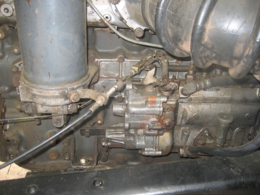 2 เพลา  195 แรง   ราคา  750.000  บาท