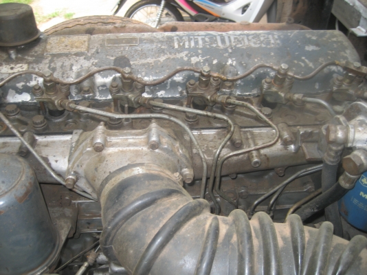 2 เพลา  195 แรง   ราคา  750.000  บาท