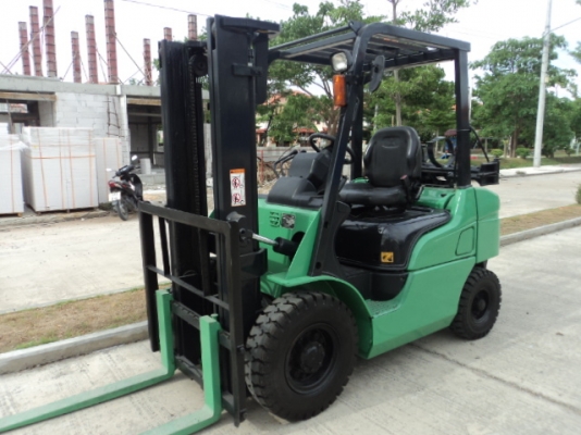 ขายฟอร์คลิฟท์มิตซูบิชิแกรนเดียร์ 2.5 ตัน แก๊ส-เบนซิน เกียร์ออโต้ 081-3535-948
