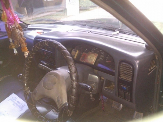 Nissan Big Mฝาแดง