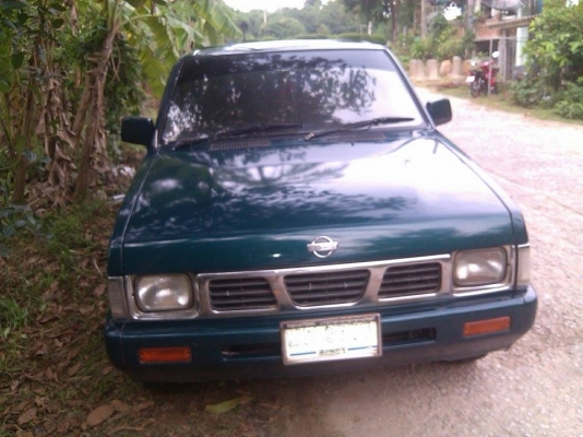 Nissan Big Mฝาแดง