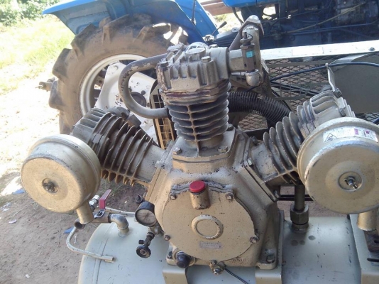 ขายปั้มลม 10 แรง โตชิบ้า