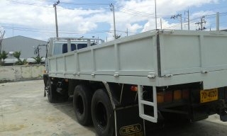 ขายด่วน Isuzu Rocky FVM12MY วางเครื่อง 6HE1 195 แรงม้าเทอร์โบแบบกระบะบรรทุกเพลาเดียว