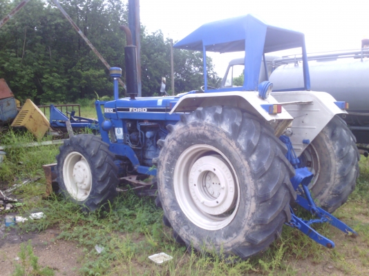 ขายด่วน รถไถฟอร์ด 6610 แบบ 2 เพลา