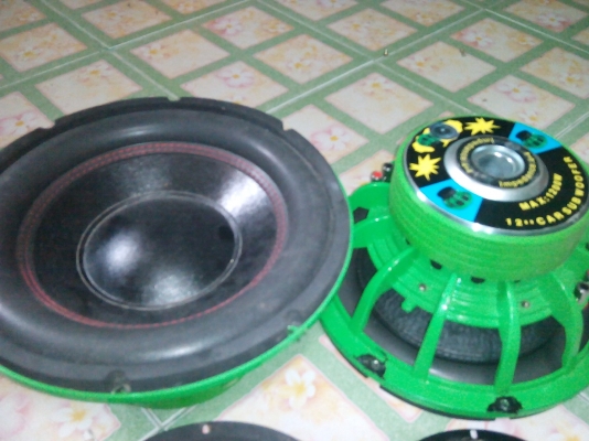 ขายเครื่องเสียงยกชุดเพลาเวอร์ใหม่มือหนึ่ง แต่ดอกมือสอง  ดอก12 โม ตามรายละเอียด ขาย 6500 บาท