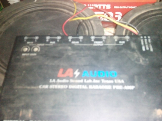 ขายเครื่องเสียงยกชุดเพลาเวอร์ใหม่มือหนึ่ง แต่ดอกมือสอง  ดอก12 โม ตามรายละเอียด ขาย 6500 บาท