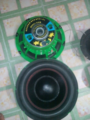 ขายเครื่องเสียงยกชุดเพลาเวอร์ใหม่มือหนึ่ง แต่ดอกมือสอง  ดอก12 โม ตามรายละเอียด ขาย 6500 บาท
