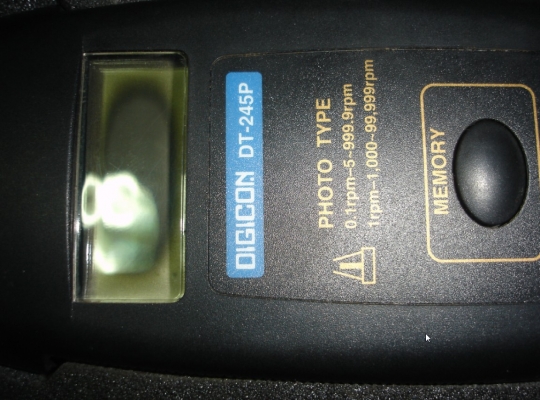 ขายเครื่องวัดรอบเเบบใช้เเสง ยี่ห้อ DIGICON รุ่น DT-245P