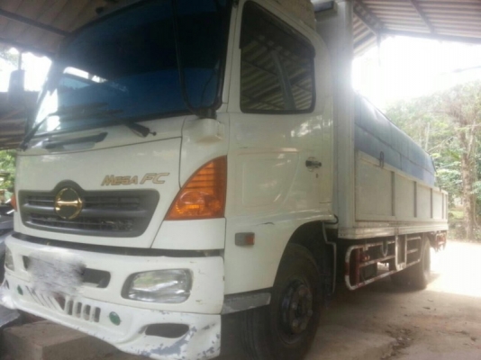 รถฮีโน่ 6 ล้อ ( ไม่ดั้ม )  150 แรงม้า. ปี 50  สนใจติดต่อ 081 - 6079515