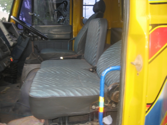 เครื่อง  165 แรง  เพลาเดียว    600,000  บาท