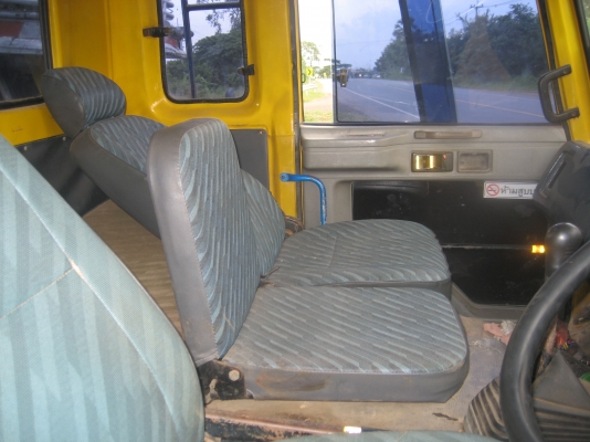 เครื่อง  165 แรง  เพลาเดียว    600,000  บาท