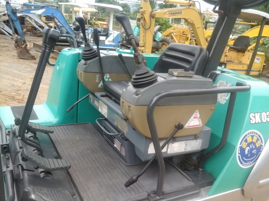 ขายรถขุด KOBELCO sk030รุ่นCoupe (เทียบเท่ามารค์ไฟล์-ซุปเปอร์FROM,japanไม่เคยใช้งานในไทยครับ!