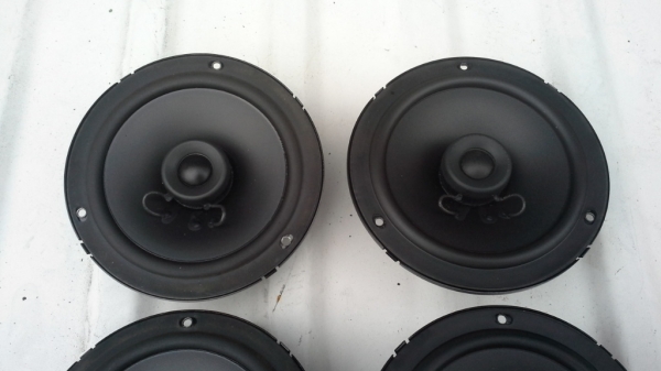 ลำโพง 6" ADDZEST SRF1680 แกนร่วมสองทาง Made in Japan ลำโพง 6" ADDZEST SRF1680 แกนร่วมสองทาง Made in Japan