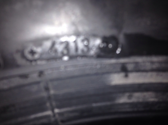 ขายยางบีสโตนยางใหม่ใช้ได้วันเดียวขายสองเส้น9000ยางพันขอบ20สภาพสวย