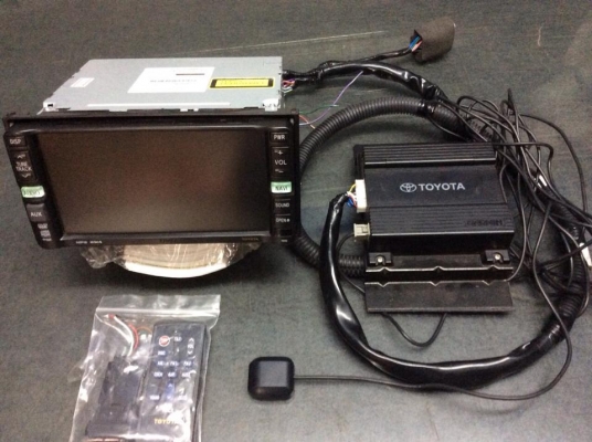 ขออนุญาติ ขาย 2 Din Panasonic DVD GPS ติดรถ camry ปี 2011 ครับ