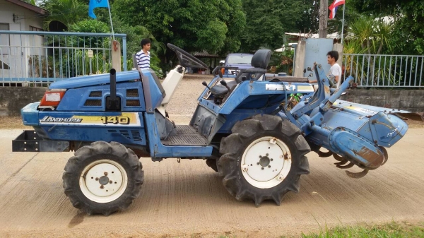 ขาย ISEKI Landhope 140 สองเพลา มีเพาเวอร์พร้อมโรตารี่ ครับ ขาย ISEKI Landhope 140 สองเพลา มีเพาเวอร์พร้อมโรตารี่ ครับ