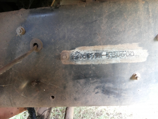 ขายรถ10ล้อบรรทุกน้ำมัน 15,000ลิตร 195แรงม้า ราคา680000 ขายรถ10ล้อบรรทุกน้ำมัน 15,000ลิตร 195แรงม้า ราคา680000