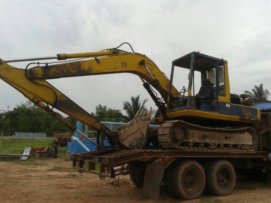 ขายรถขุดแบ็คโค KOMATSU PC120-3  สภาพพร้อมใช้งาน เครื่องดี ใช้งานได้ปกติบูมสวย ไฟฟ้าไม่มี