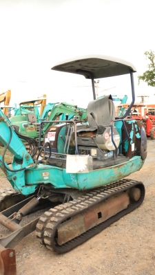 ผ่อนไฟแนนท์ได้ 420,000 บาท KOMATSU PC35-8  มีลายหัวกระแทก พร้อม เก่านอก เอวแน่น ปั็มแรง