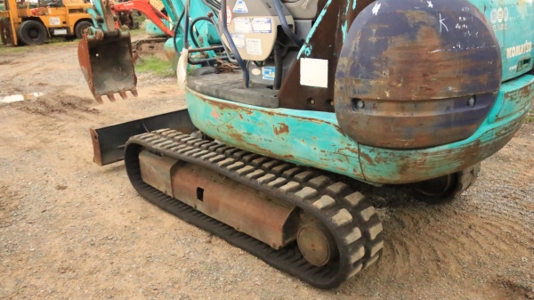 ผ่อนไฟแนนท์ได้ 420,000 บาท KOMATSU PC35-8  มีลายหัวกระแทก พร้อม เก่านอก เอวแน่น ปั็มแรง