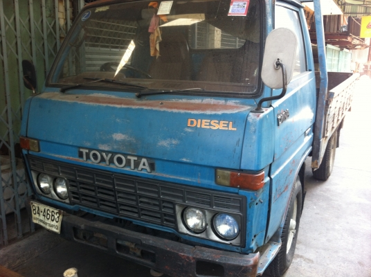 ขายรถบรรทุก 4 ล้อ Toyota Dyna