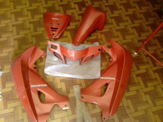 ขายชุดสีเวฟ125s สภาพนางฟ้า