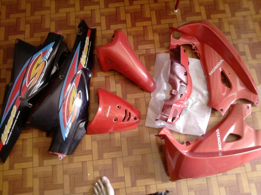 ขายชุดสีเวฟ125s สภาพนางฟ้า