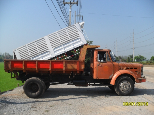 ขาย 6 ล้อดั้มยาง 9 ราคารถอีแต๋น1 คัน ครับ ขาย 6 ล้อดั้มยาง 9 ราคารถอีแต๋น1 คัน ครับ