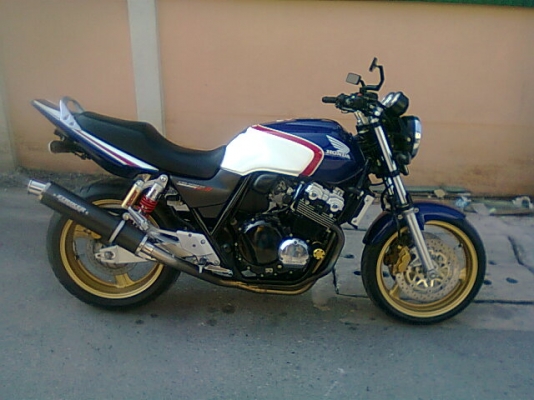 (มาใหม่คับ)ขายcb400 เทค3 ปลายปี06. inv.+สรรพสามิต+พรบ.แท้ๆครบๆคับต่อรองได้นะคับ