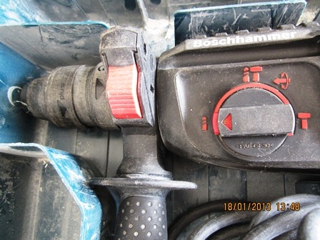 สว่าน Bosch GHB 2-26 DFR มีมาขาย2ตัวยกกล่องอุปกรณ์ครบ ใหม่ๆถูกๆครับ