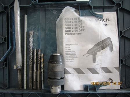 สว่าน Bosch GHB 2-26 DFR มีมาขาย2ตัวยกกล่องอุปกรณ์ครบ ใหม่ๆถูกๆครับ