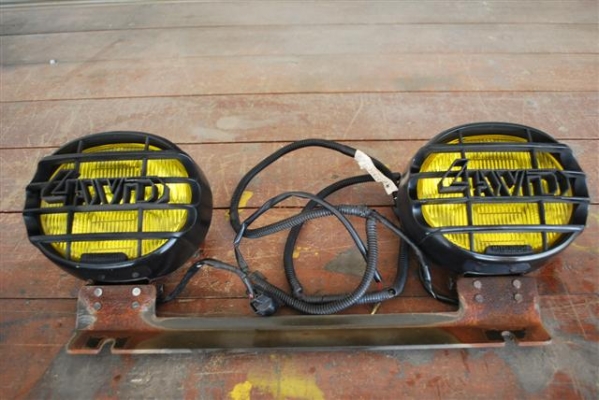 ไฟตัดหมอก