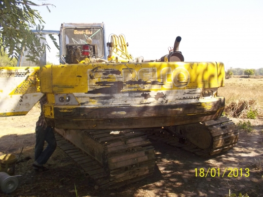 ขายแบคโฮCOBELCOรุ่นMARK3รุ่น3เครื่องฮีโน่EH700  อยู่จ.ศรีสะเกษ