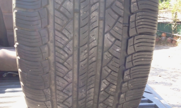 ขายล้อ18 8" 6รู ยาง 255/55 ปี 2010