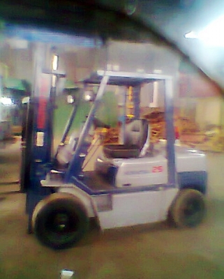 ฟอร์คลิฟท์มือสอง ฝากขายค่ะ 185,000 โคมัสสุFD25-11 ดีเซล