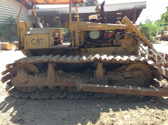 ขายแทรคเตอร์CAT D5B