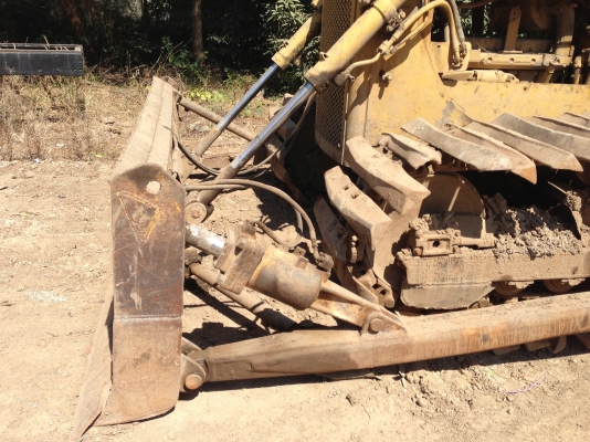 ขายแทรคเตอร์CAT D5B