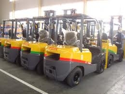 บริการให้เข่ารถฟอร์คลิฟท์ รถใหม่พร้อมพนักงานขับรถ โทร024965523